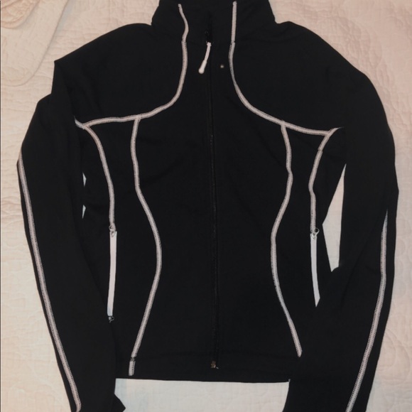 lululemon athletica Tops - Lululemon Forme Jacket
